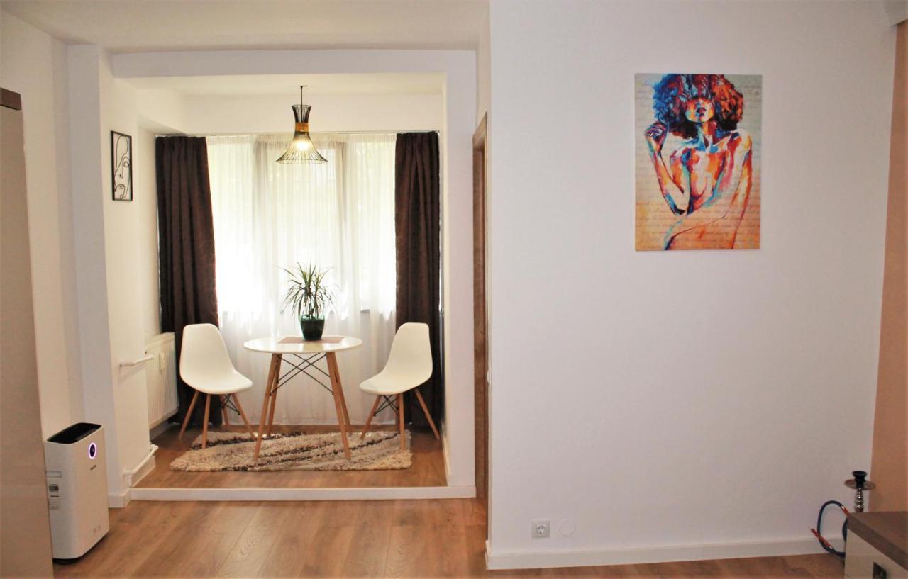 Studio Dristor - Foarte Curat Si Frumos Bukarest Exteriör bild